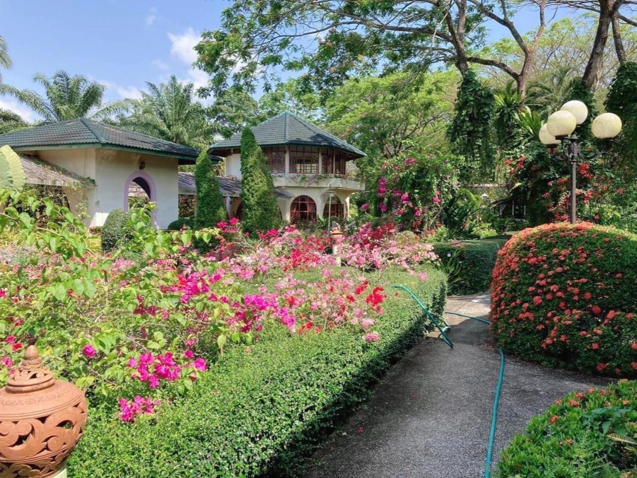 Ekman Garden Resort Sichon Esterno foto